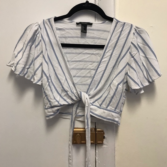 Forever 21 Tops - Wrap blue and white crop top